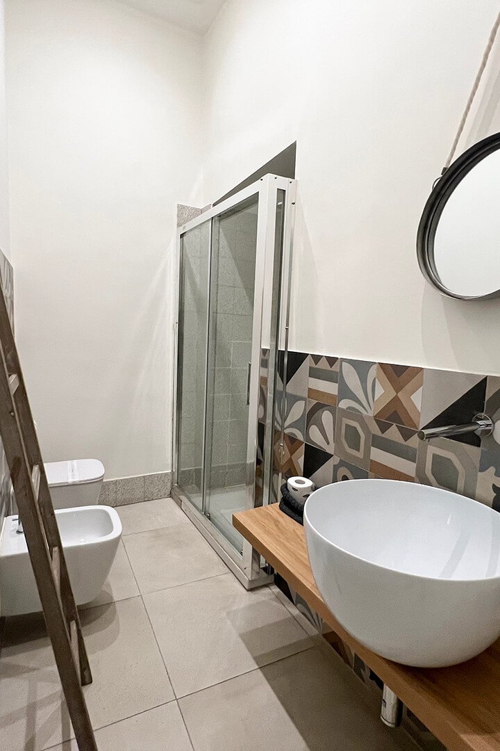 king-suite-1-_0006_IMG_6769